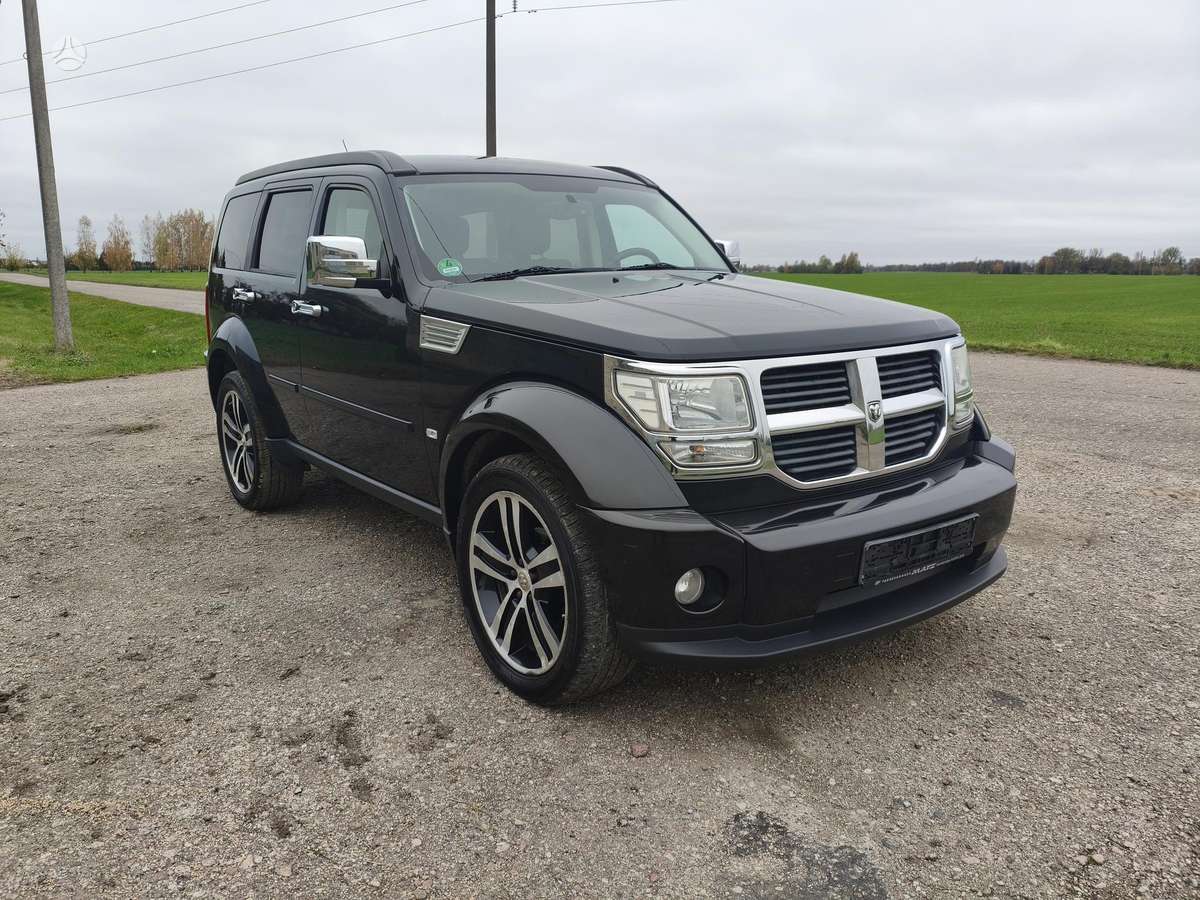 Dodge Nitro 2008 — interior