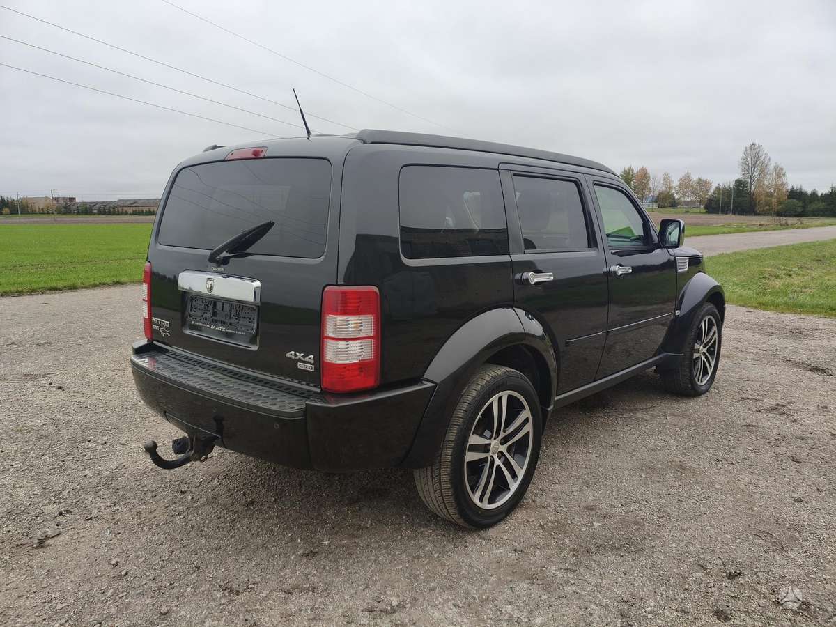 Dodge Nitro 2008 — photo 5