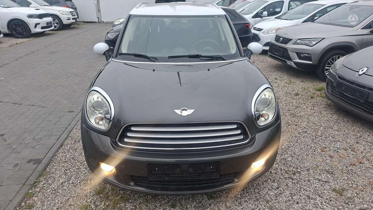 Mini Cooper 2012 — салон