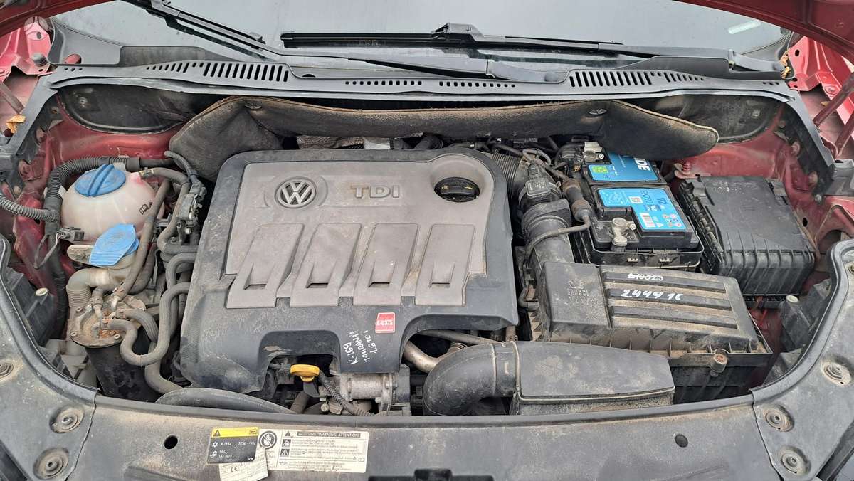 Volkswagen Touran 2014 — photo 8