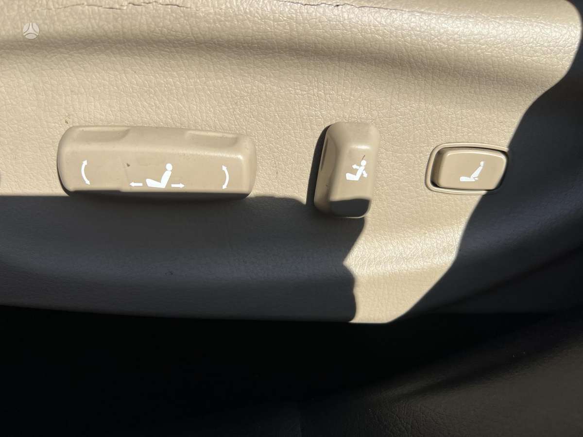 Kia Sorento 2010 — photo 17