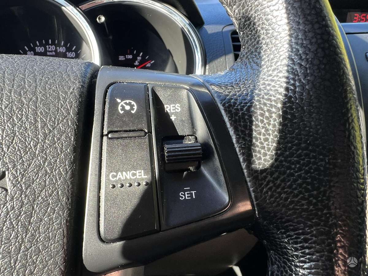 Kia Sorento 2010 — photo 22