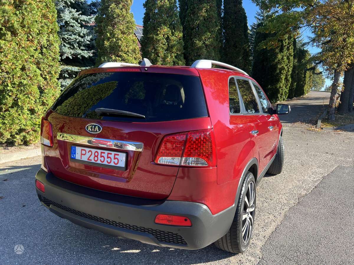 Kia Sorento 2010 — photo 7