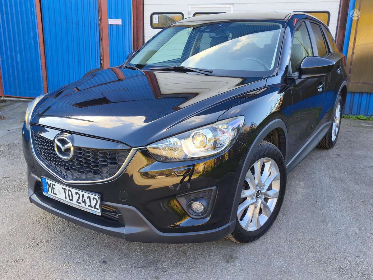Mazda CX-5 2014 — rear view