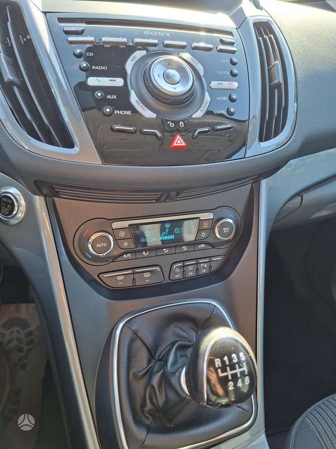 Ford C-MAX 2015 — фото 8