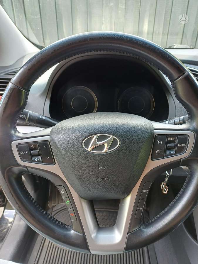 Hyundai i40 2013 — photo 15