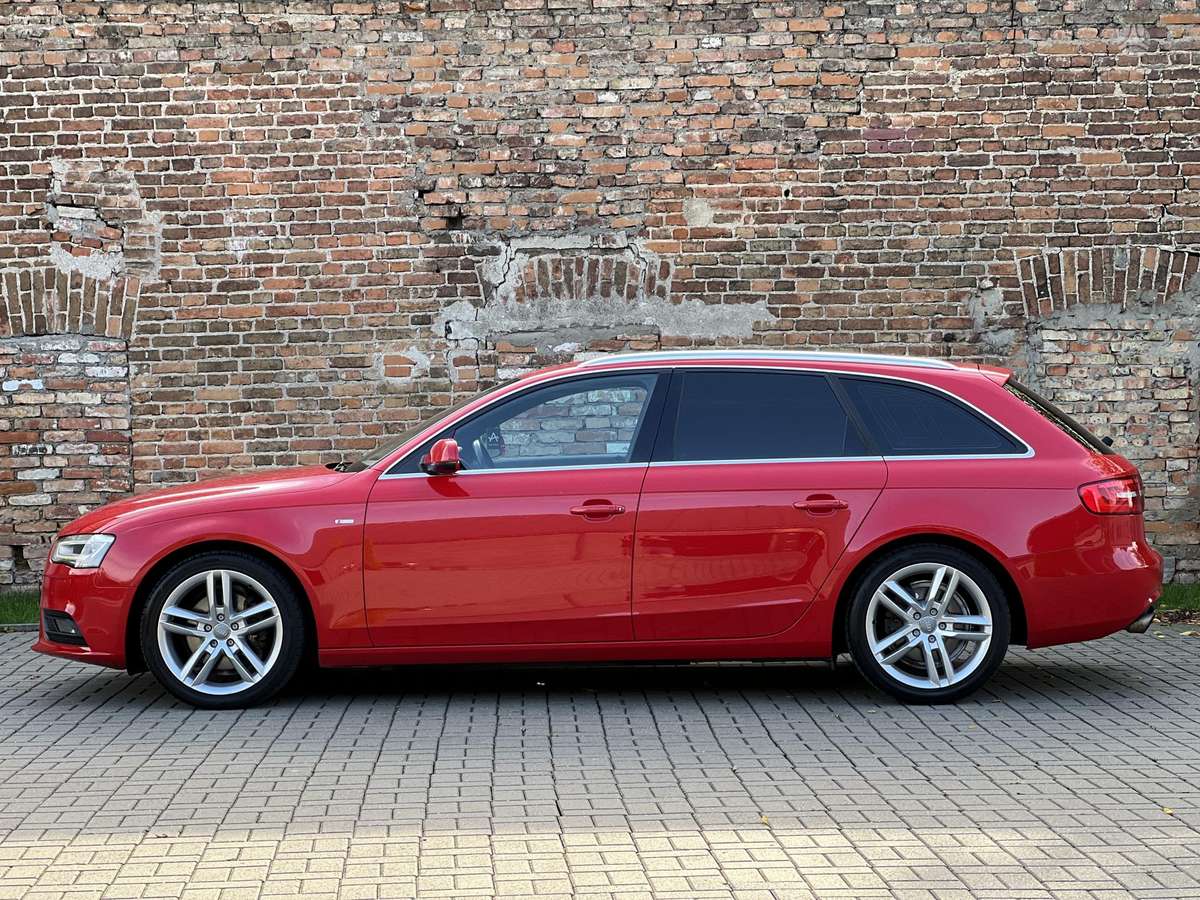Audi A4 2012 — photo 10
