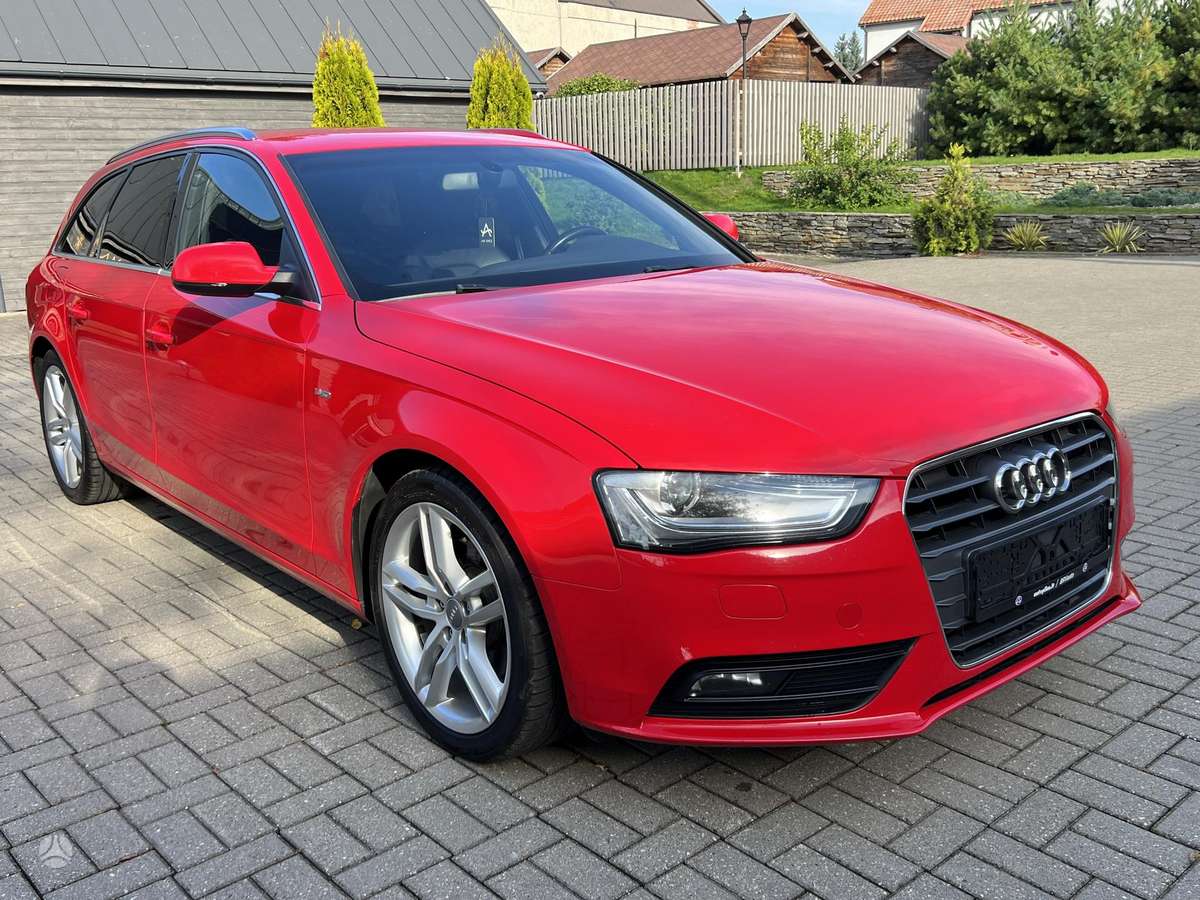 Audi A4 2012 — photo 20