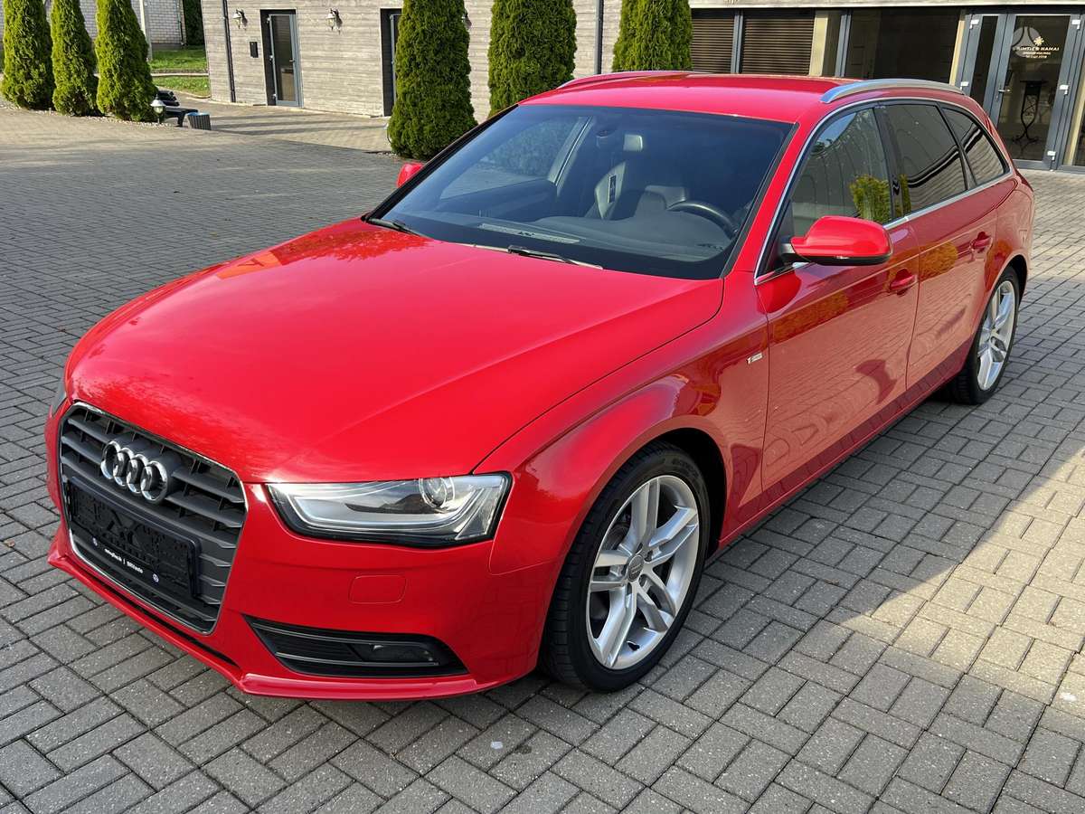 Audi A4 2012 — photo 21