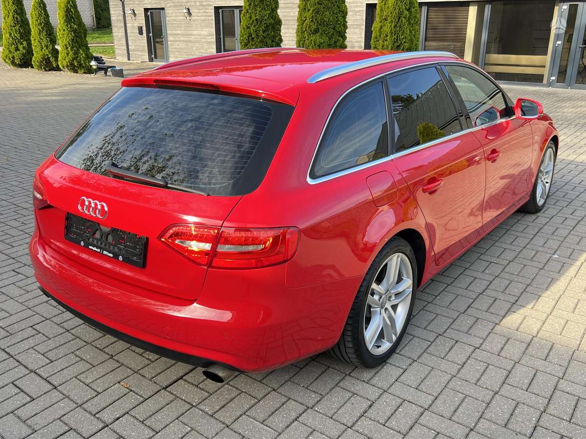 Audi A4 2012 — photo 23