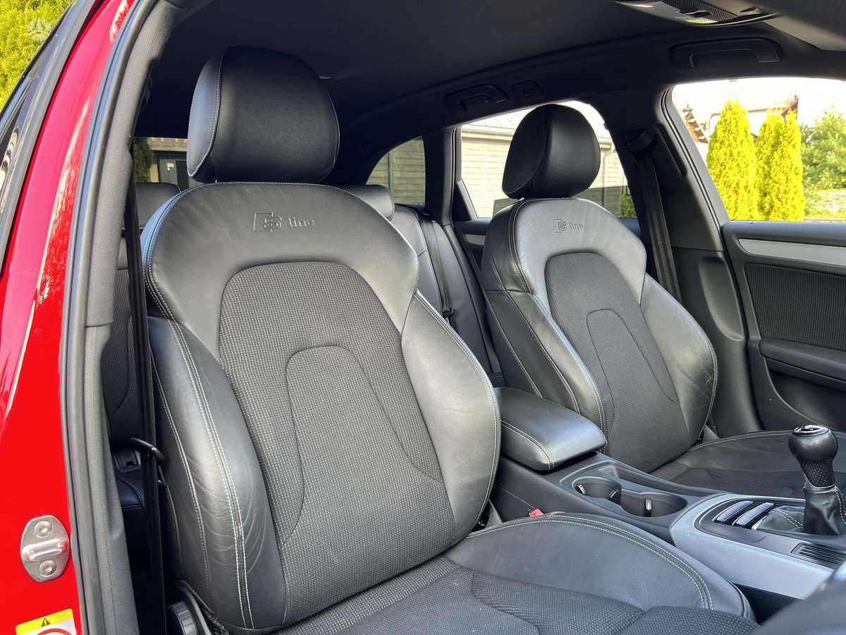 Audi A4 2012 — photo 32