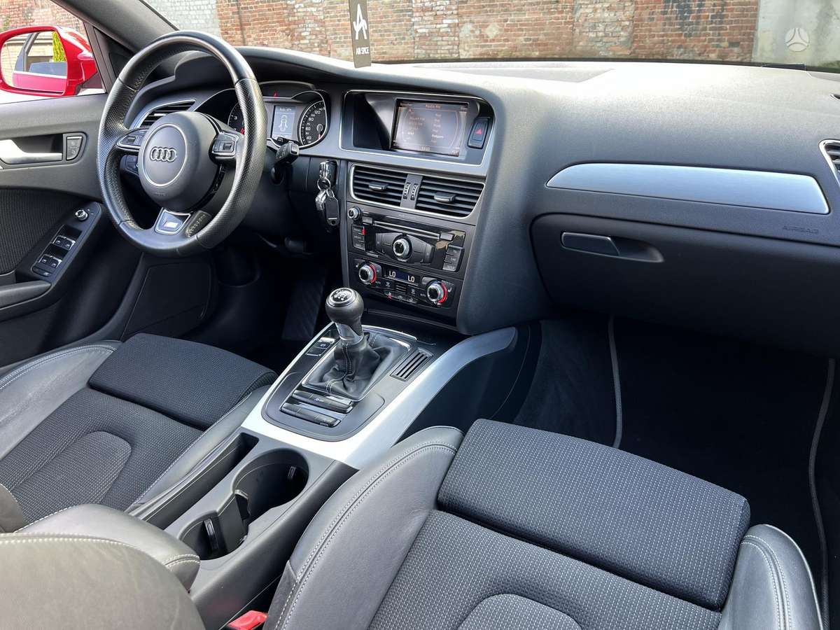 Audi A4 2012 — photo 43