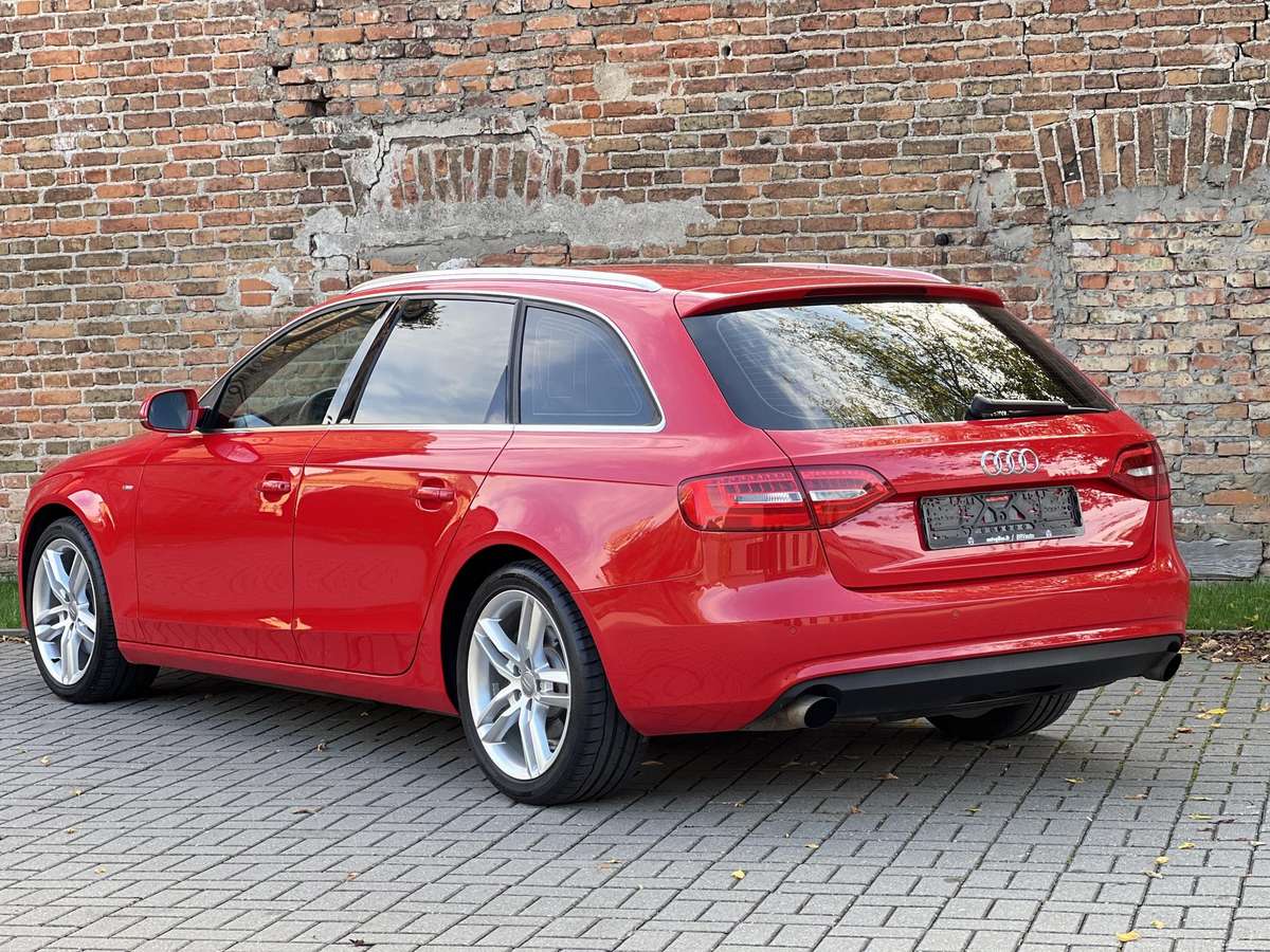 Audi A4 2012 — photo 9
