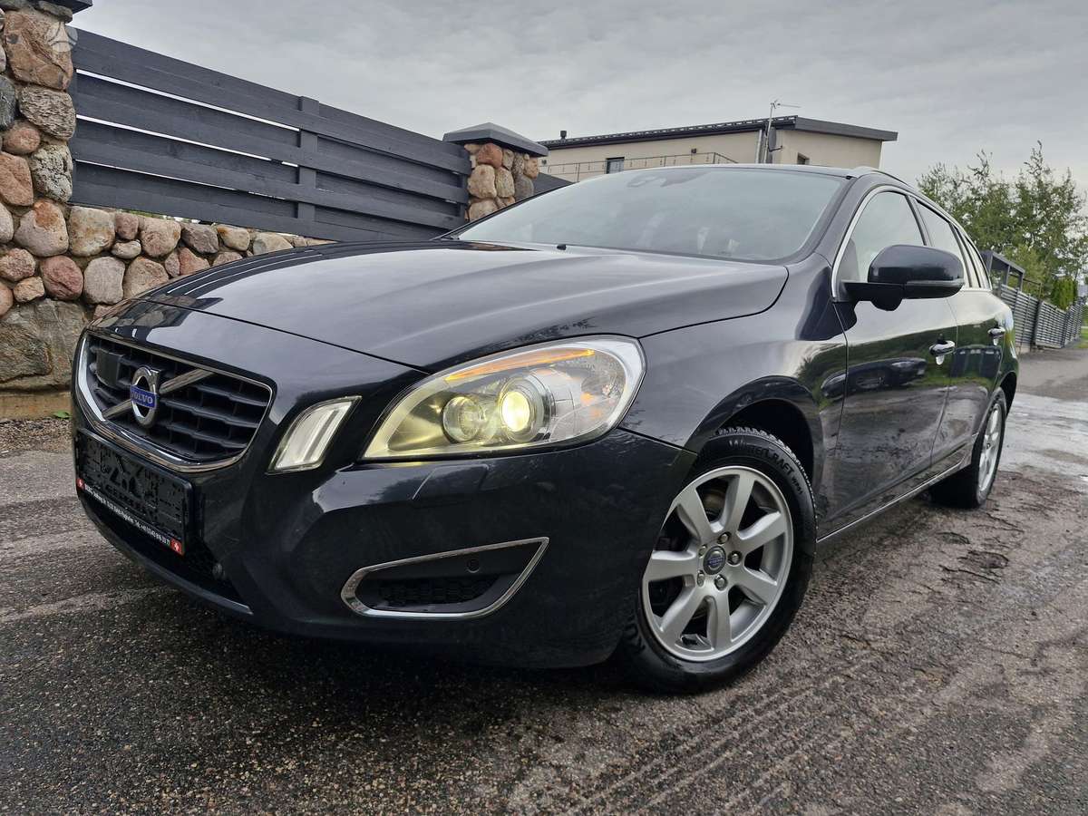 Volvo V60, 2012