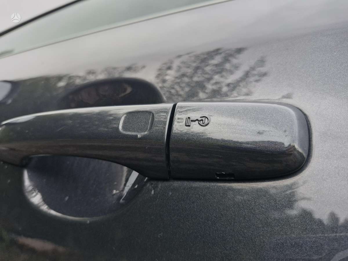 Volvo V60 2012 — photo 23