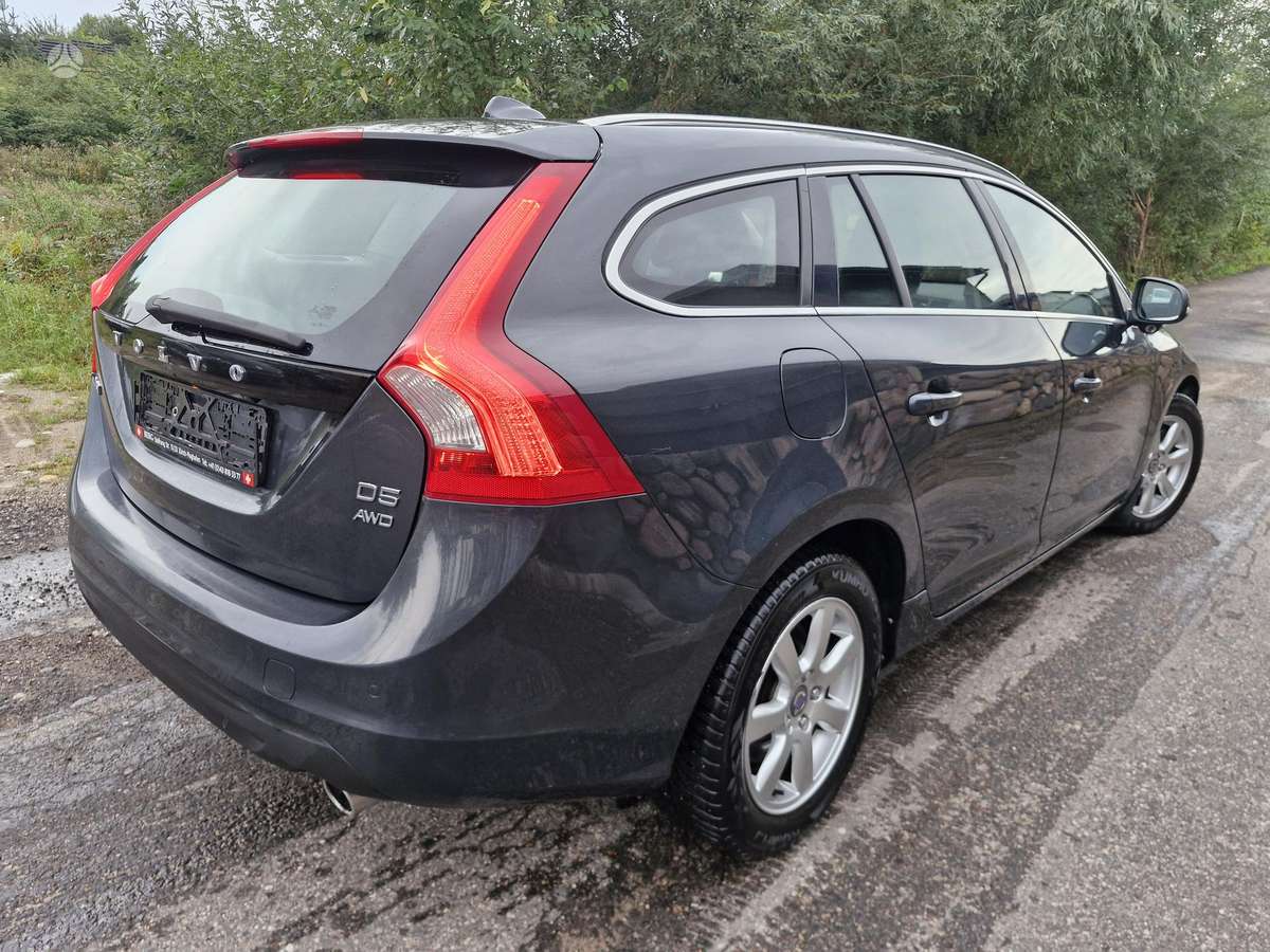 Volvo V60 2012 — photo 5
