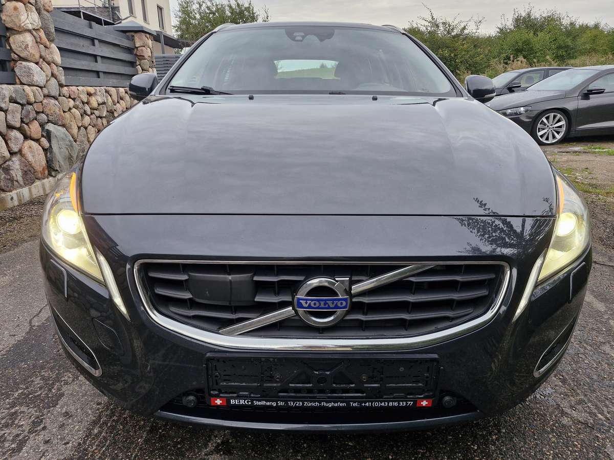 Volvo V60 2012 — photo 6