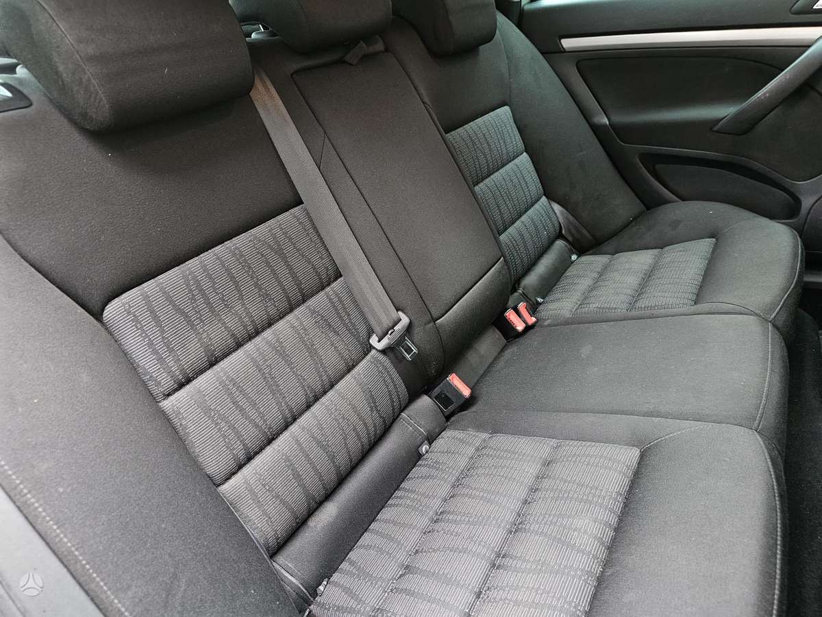 Skoda Octavia 2011 — photo 12
