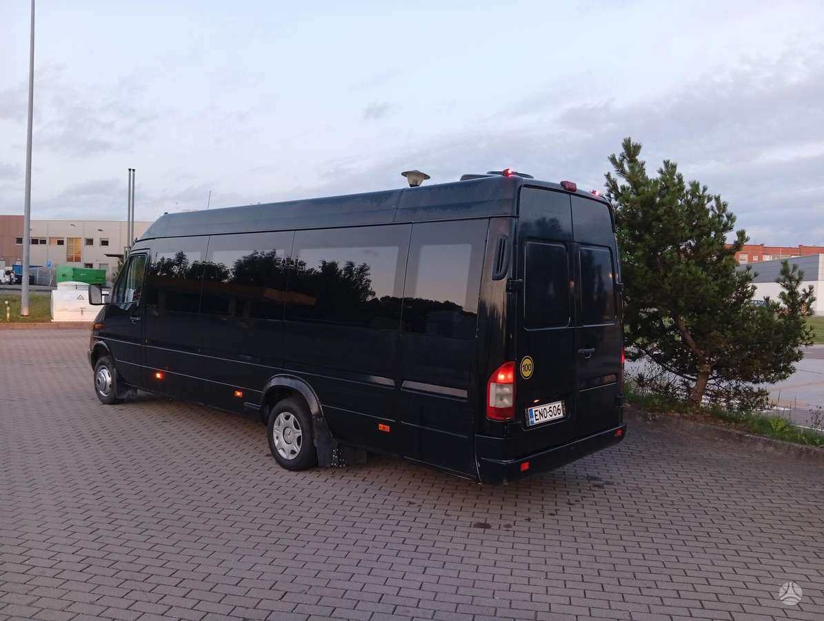 Mercedes-Benz Sprinter 2004 — engine 2140 cm³, 129 HP (95kW)