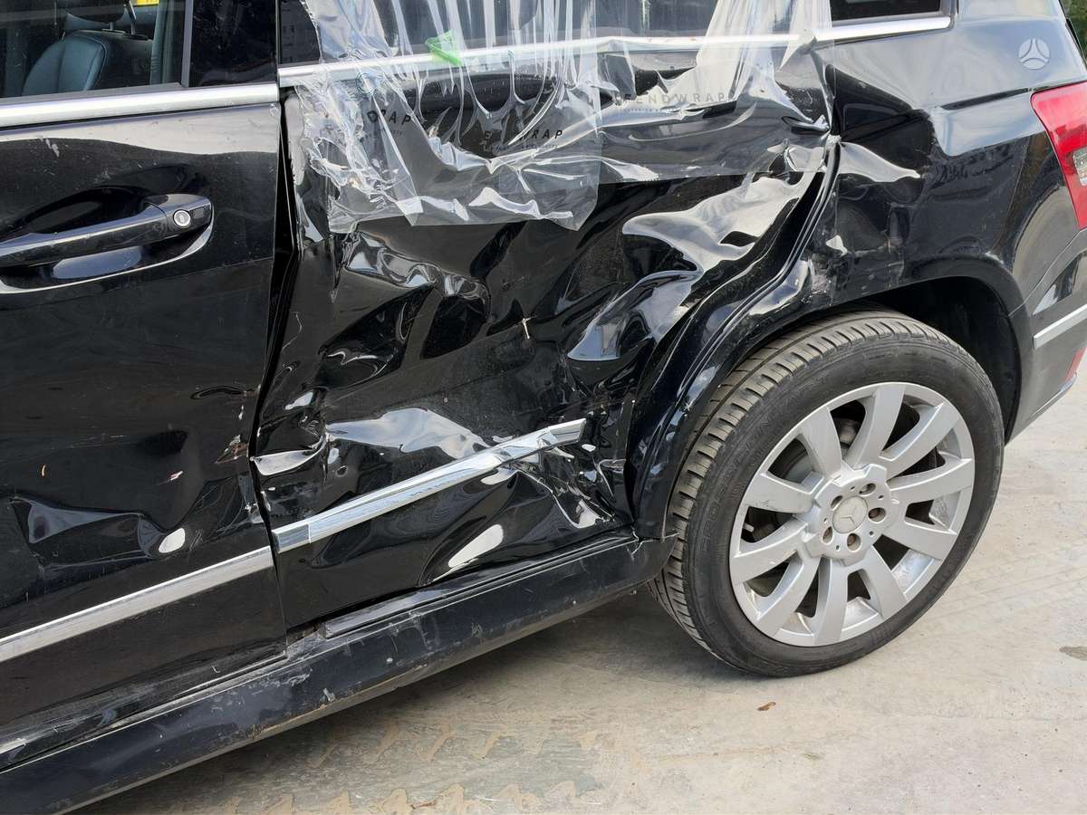 Mercedes-Benz GLK220 2011 — photo 11