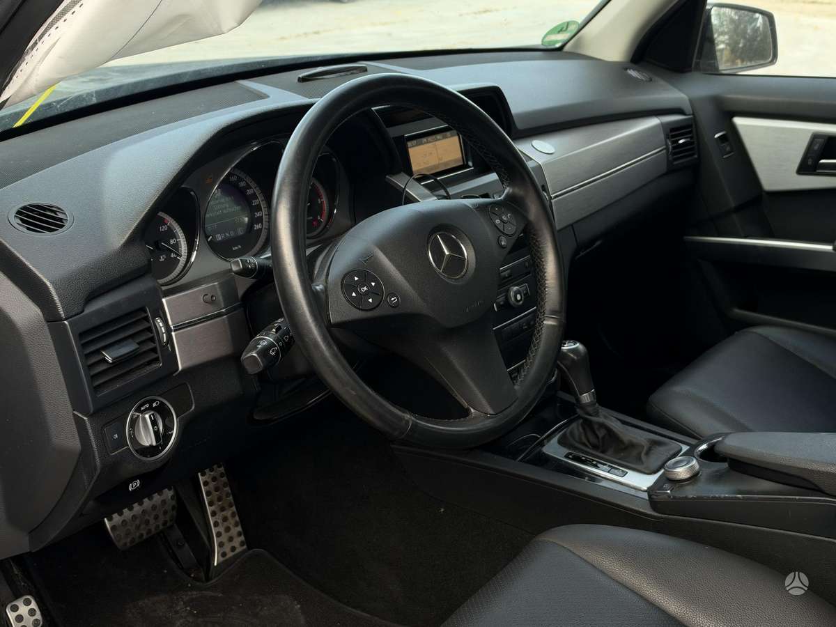 Mercedes-Benz GLK220 2011 — photo 14