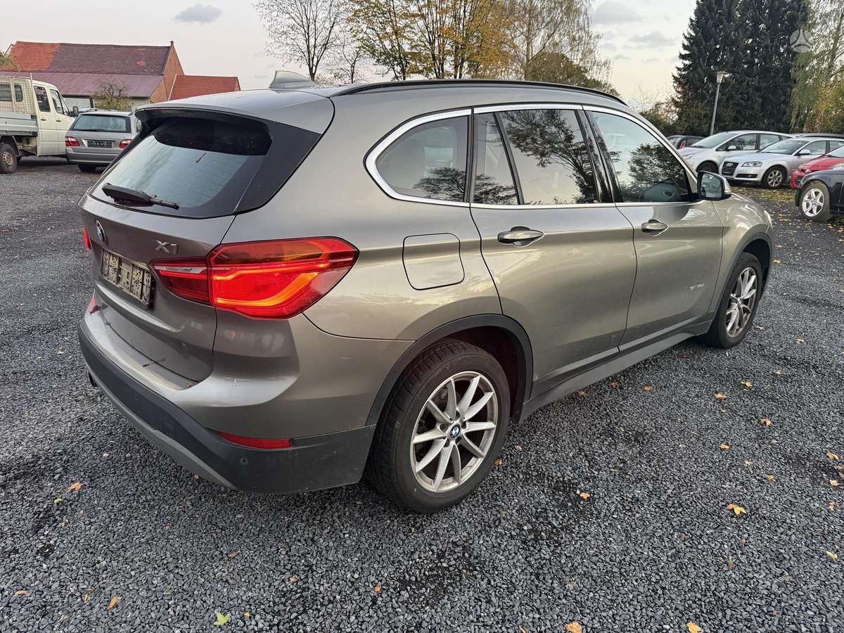 BMW X1 2015 — фото 5