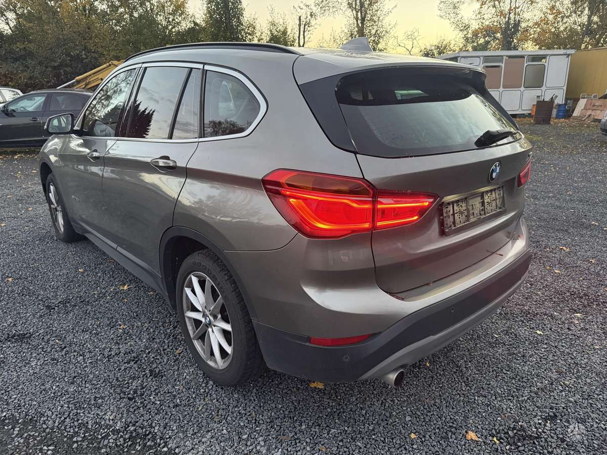BMW X1 2015 — фото 6
