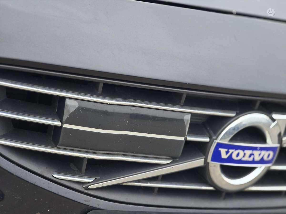 Volvo V60 2013 — photo 12