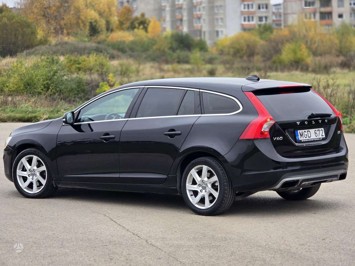 Volvo V60 2013 — photo 6
