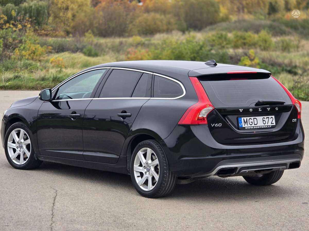 Volvo V60 2013 — photo 8