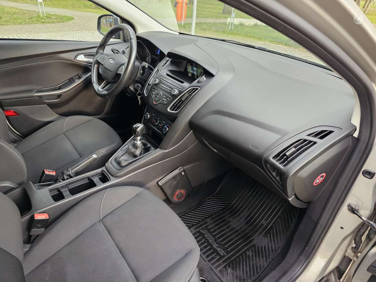 Ford Focus 2015 — фото 13