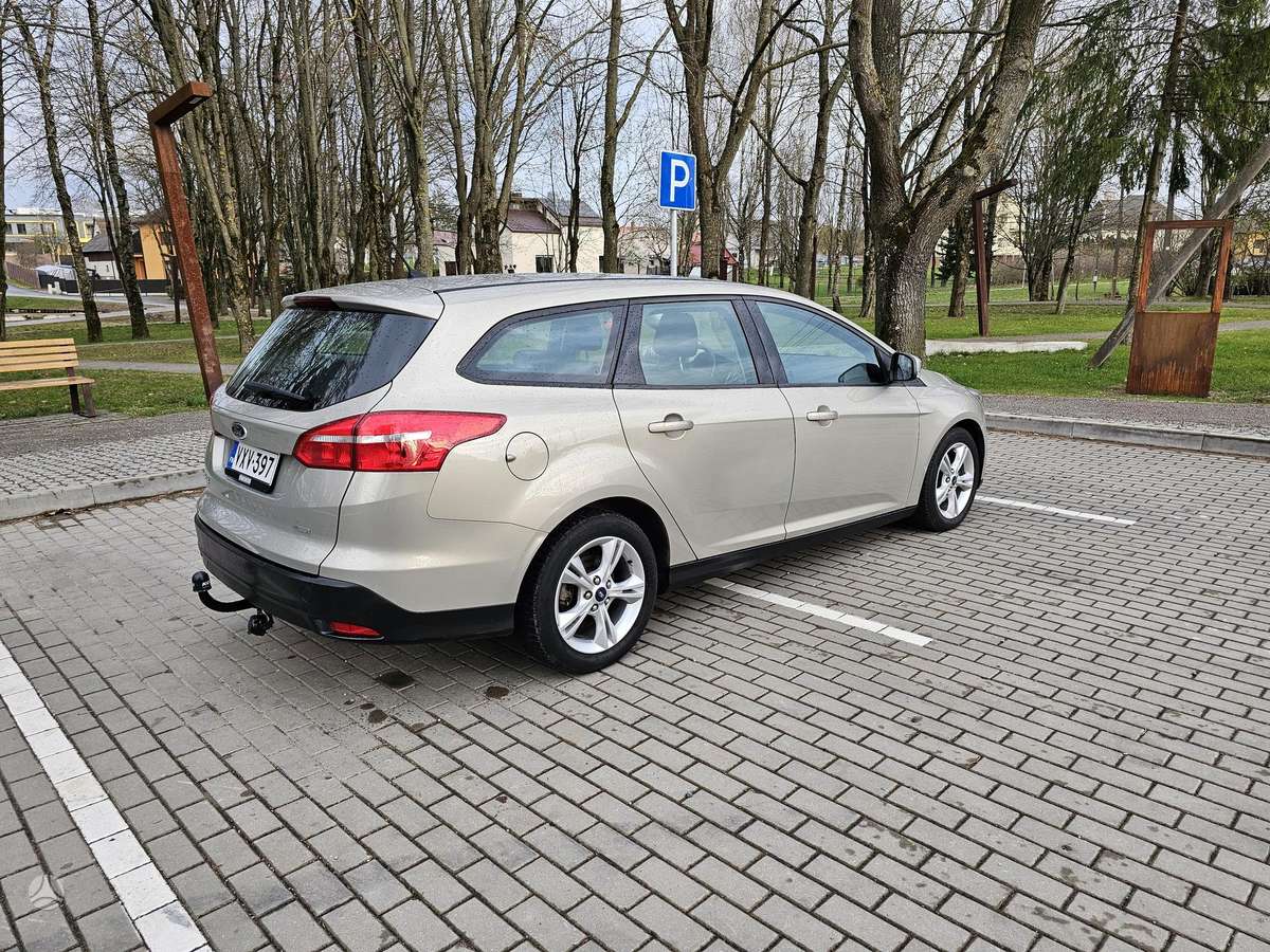 Ford Focus 2015 — фото 19