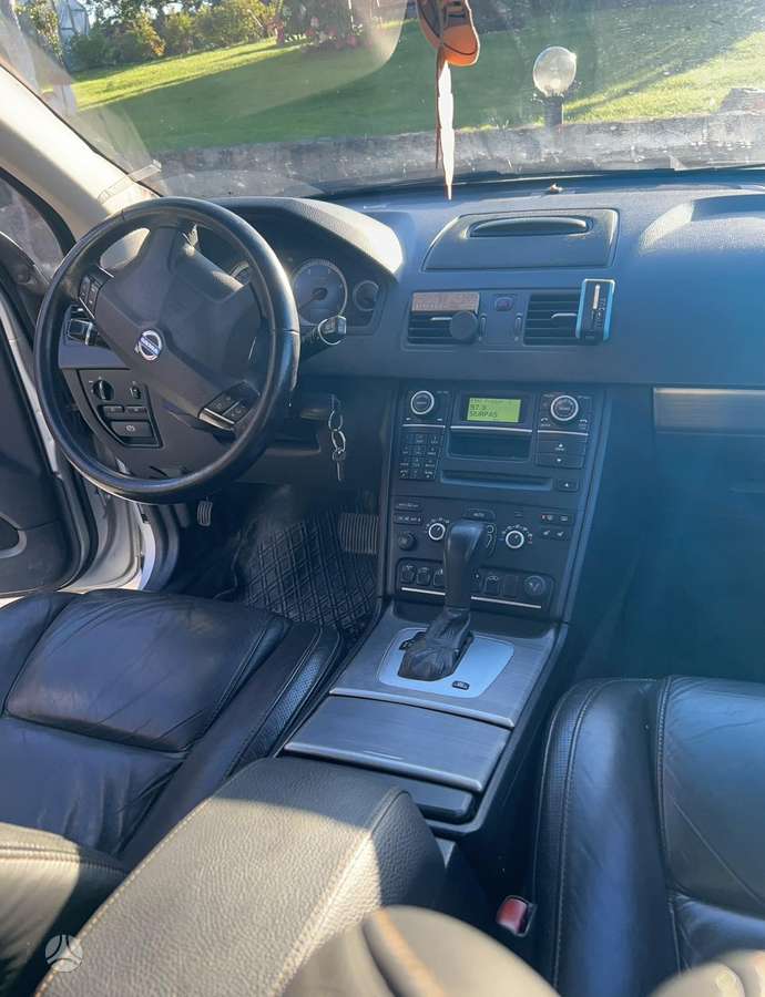 Volvo XC90 2009 — photo 5