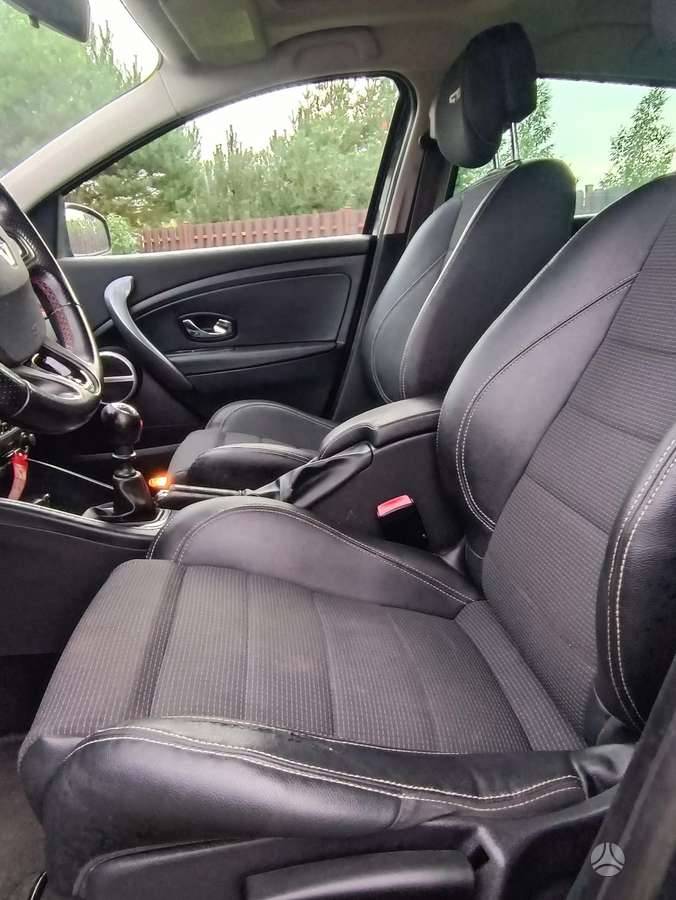 Renault Megane 2012 — photo 13