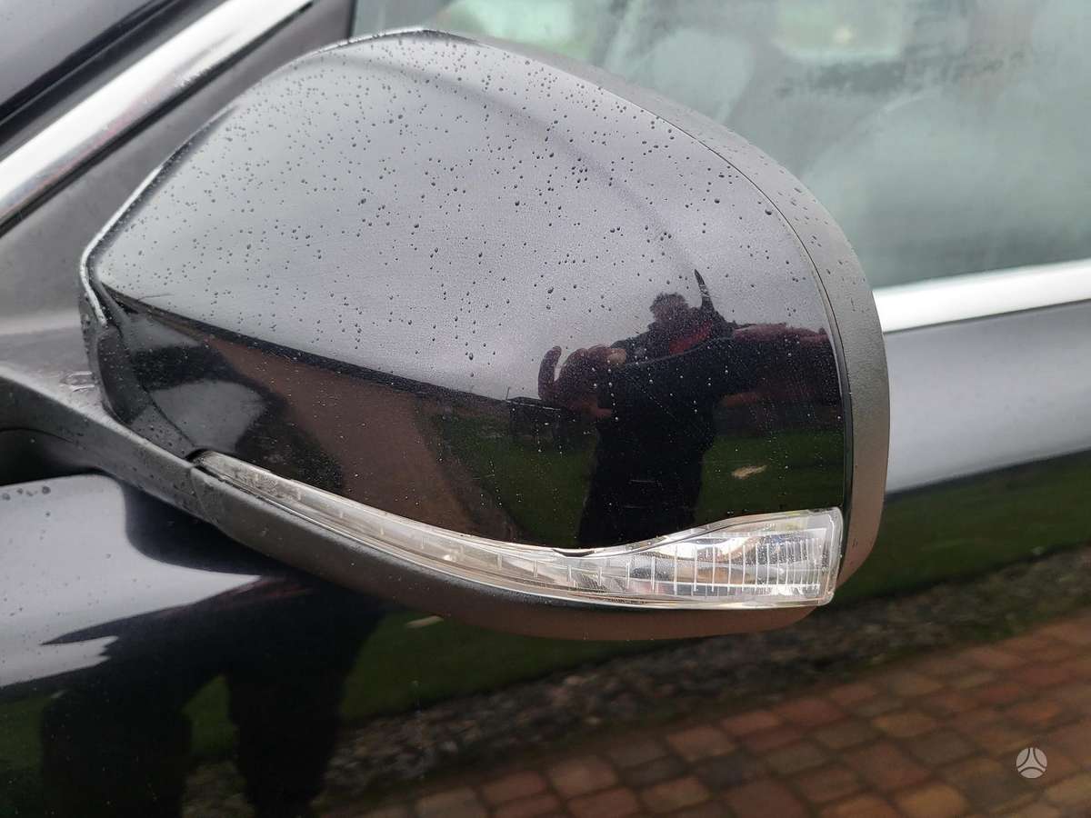 Volvo V70 2012 — photo 18