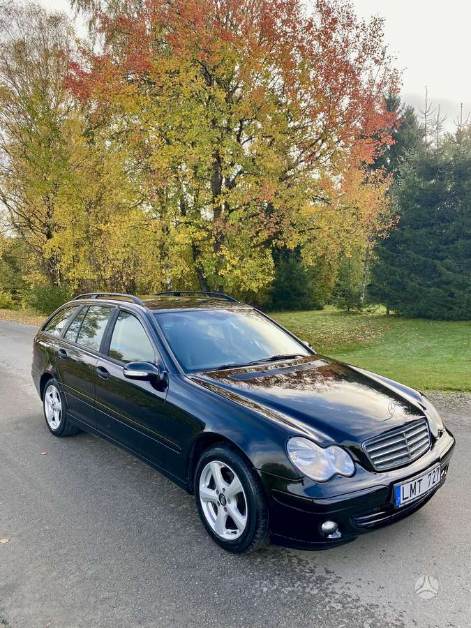 Mercedes-Benz C220, 2005