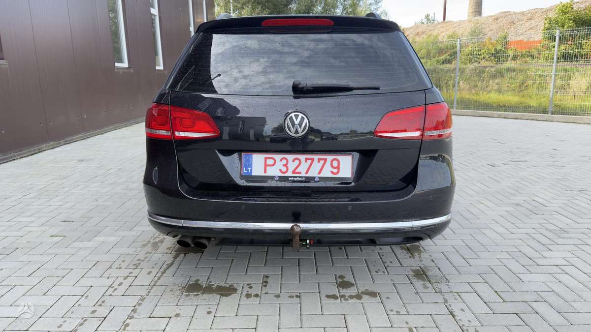 Volkswagen Passat 2011 — engine 1968 cm³, 140 HP (103kW)