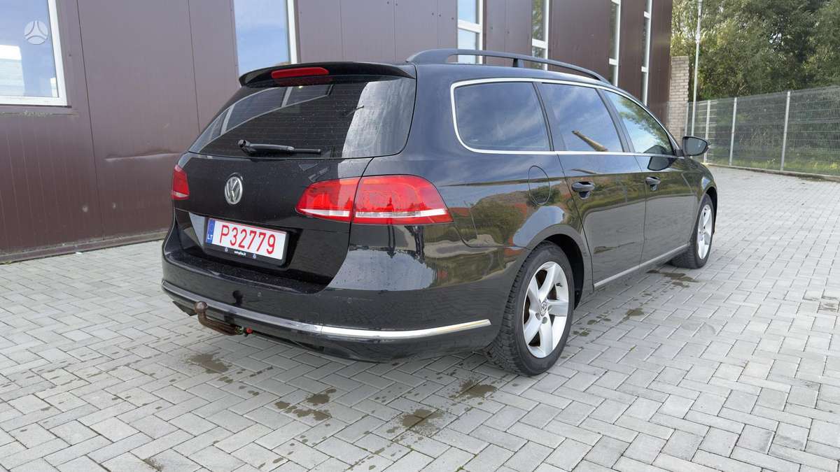 Volkswagen Passat 2011 — photo 6