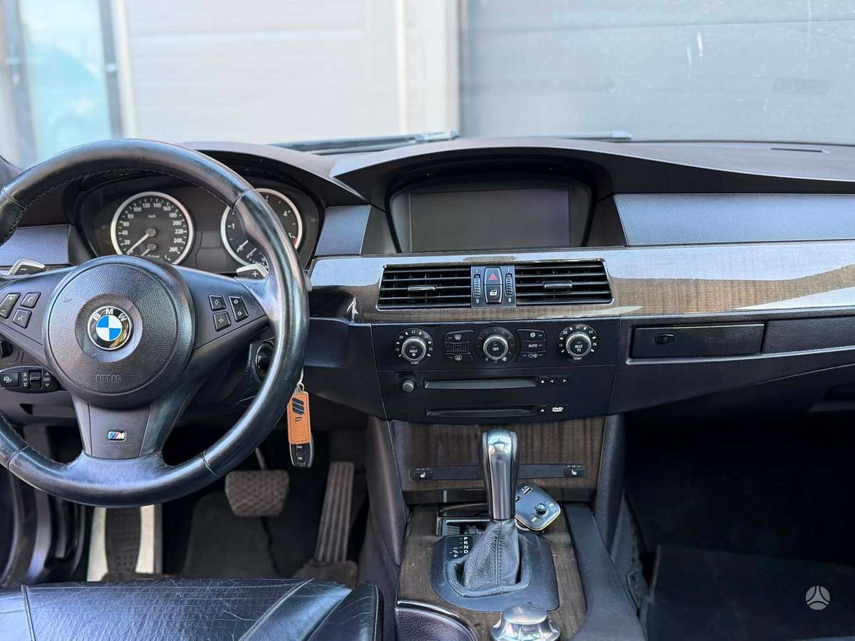 BMW 535 2005 — photo 13