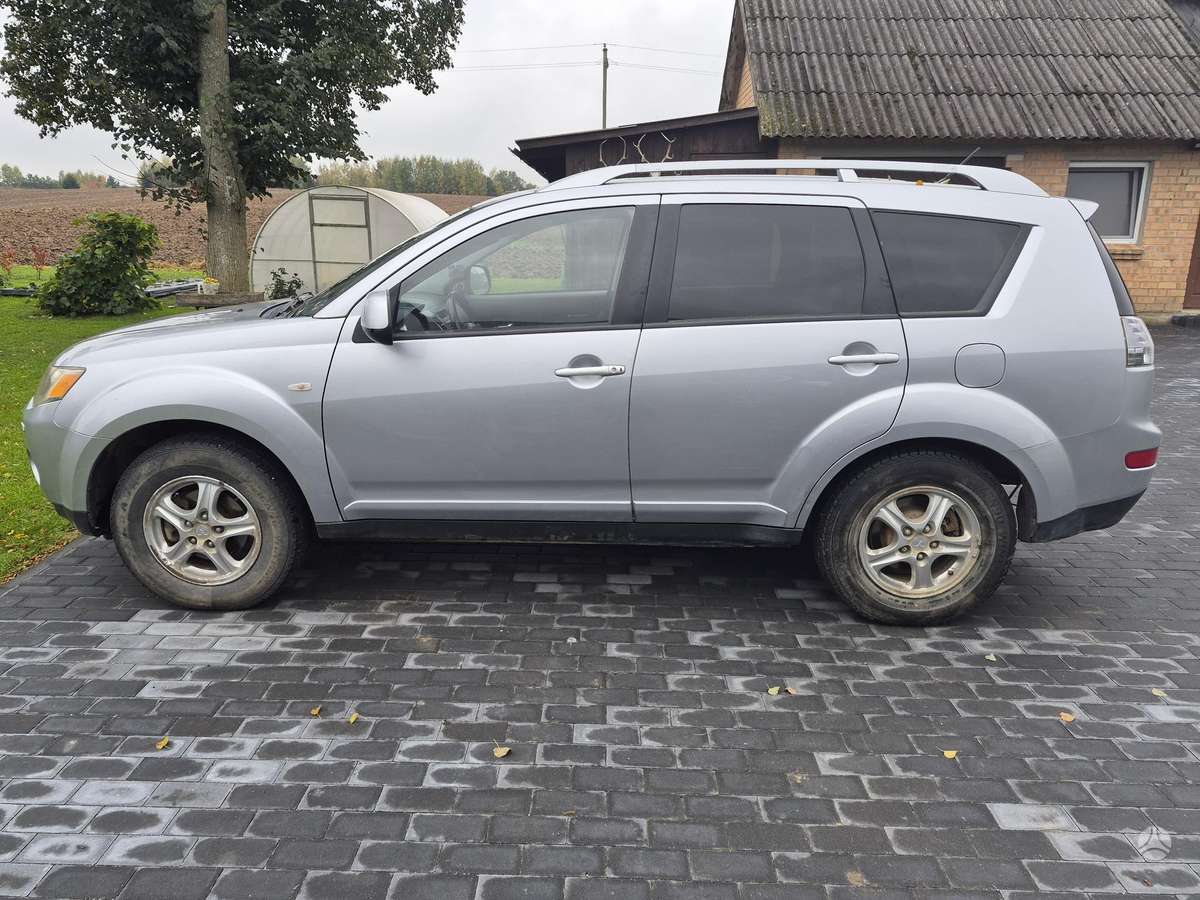 Mitsubishi Outlander 2007 — engine 2179 cm³, 156 HP (115kW)