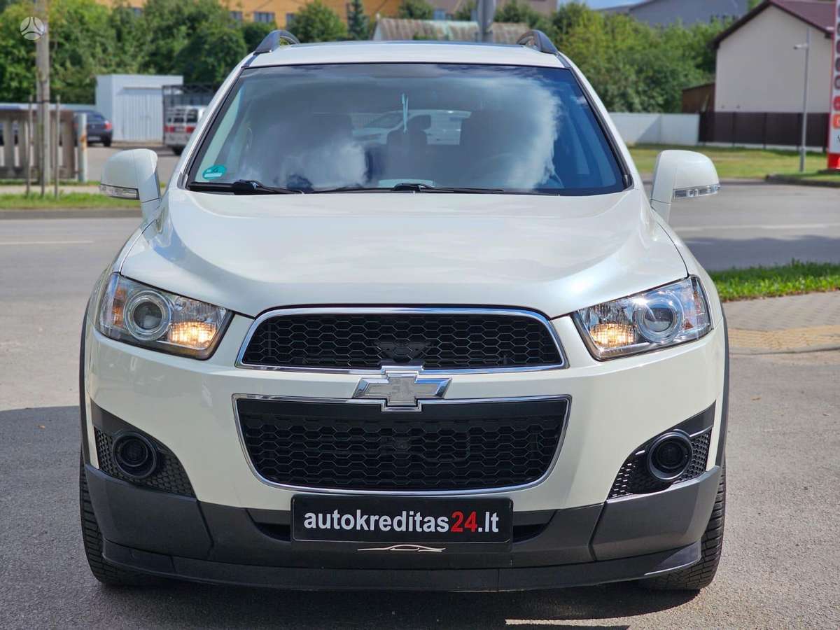 Chevrolet Captiva 2013 — rear view