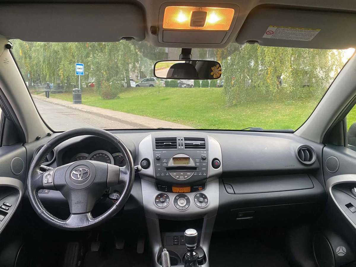 Toyota RAV4 2008 — photo 5