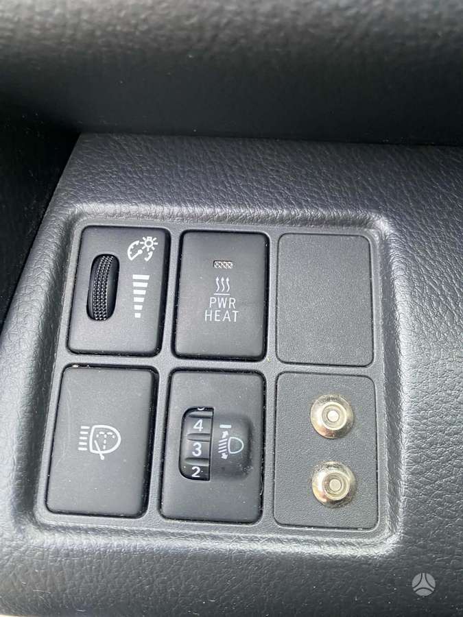 Toyota RAV4 2008 — photo 9