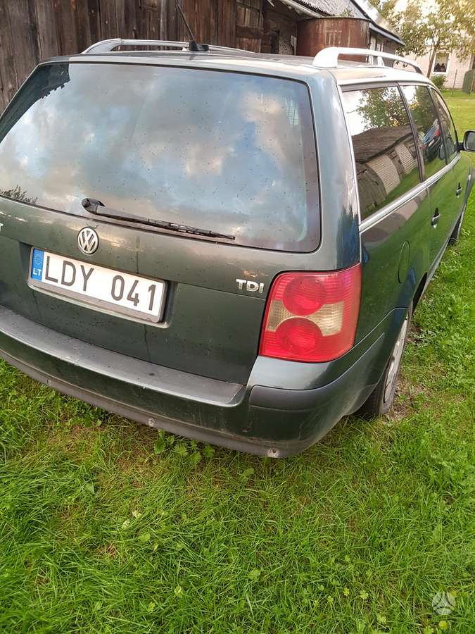 Volkswagen Passat 2004 — photo 5