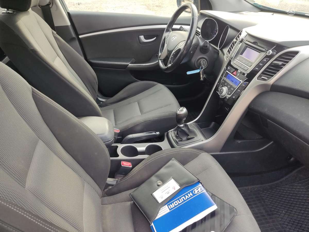 Hyundai i30 2013 — photo 10