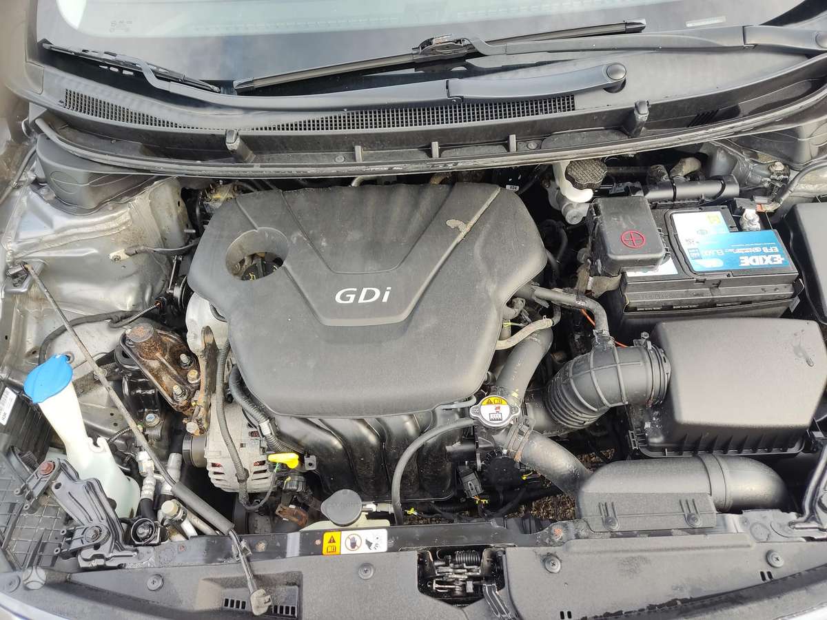 Hyundai i30 2013 — photo 16