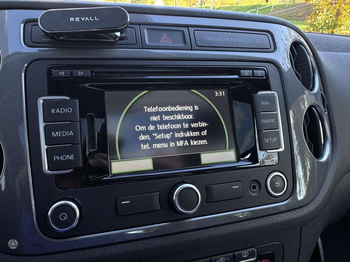 Volkswagen Tiguan 2012 — photo 15