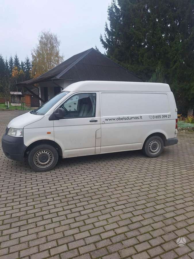 Volkswagen Transporter 2007 — вигляд ззаду