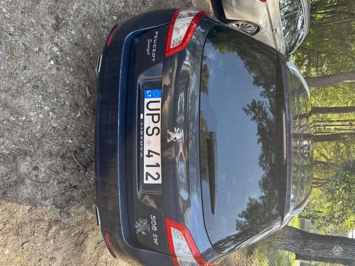 Peugeot 508 2012 — салон