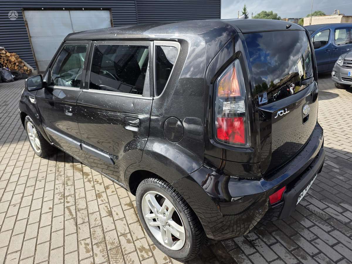 Kia Soul 2010 — photo 11